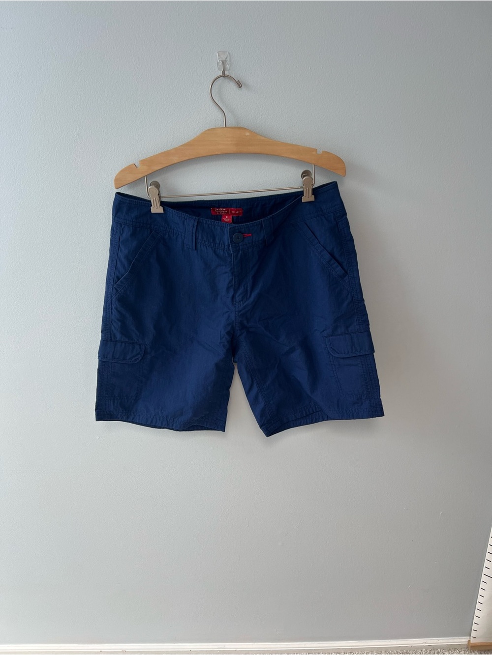 EMS size 8 Navy Cargo Shorts
